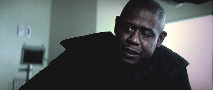 Movie screenshot from Repo Men TS rip