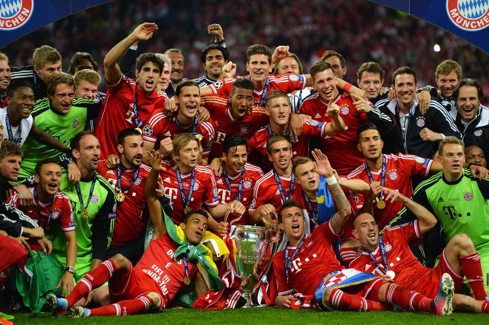Bayern Munich squad celebrates a trophy win